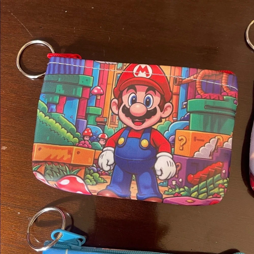 Super Mario Coin Pouches Set of 6 with key ring zips closed nwt